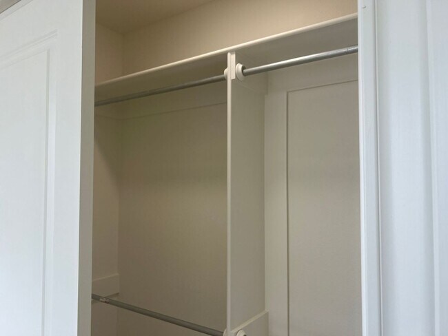 Building Photo - The Court At Overton