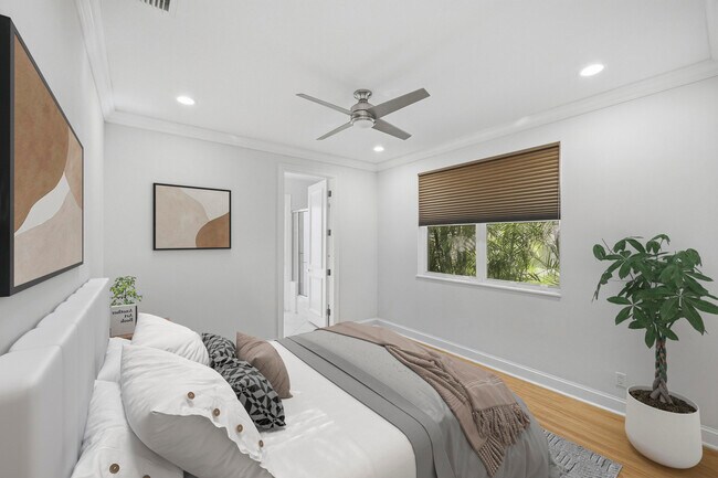 Building Photo - 5006 NW 24th Cir