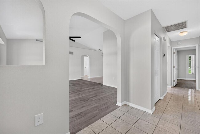 Building Photo - 7510 Ligustrum