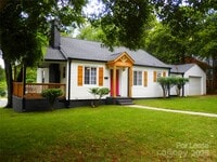 Building Photo - 1416 Effingham Rd