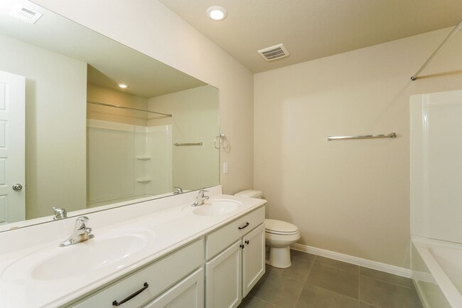Building Photo - First time rental!