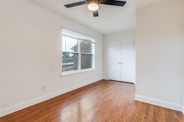 Building Photo - 301 Towne House Ln