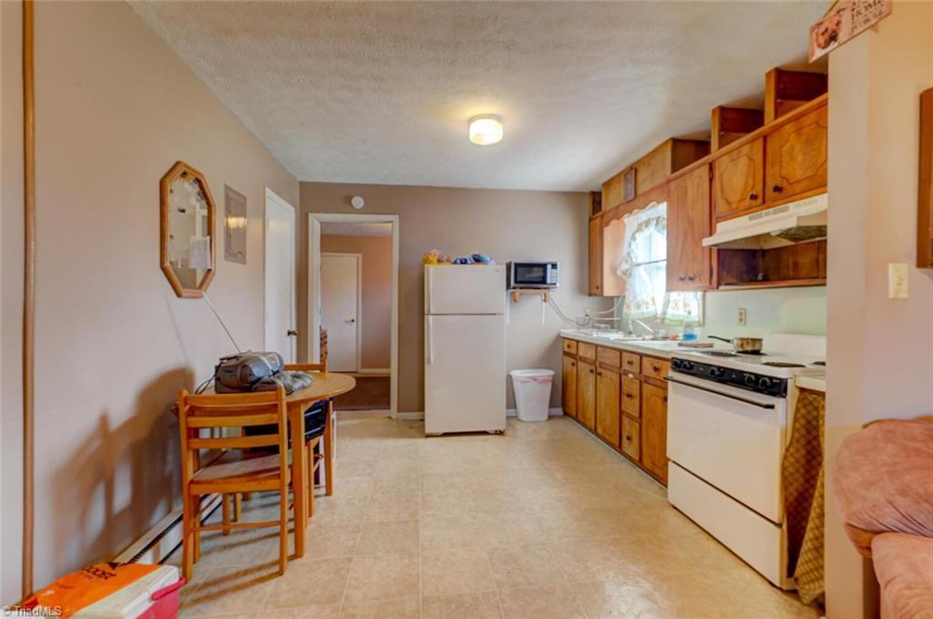 Building Photo - 5219 NC Highway 700