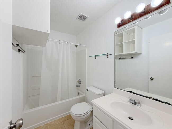 Building Photo - 4707 Meadowthorn Ct