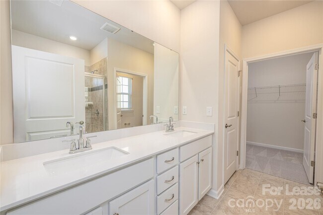 Building Photo - 128 Carolina Cherry Ct