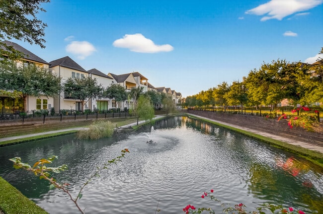 Building Photo - 9663 Kings Cross Station