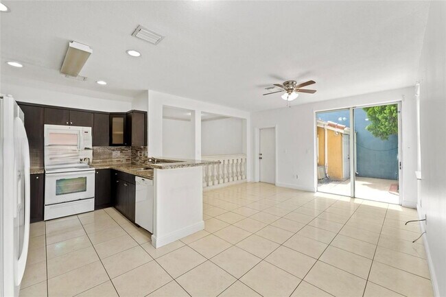 Building Photo - Northwest 51st Lane, Doral, FL 33178 - 3 BR 2.5 BA house