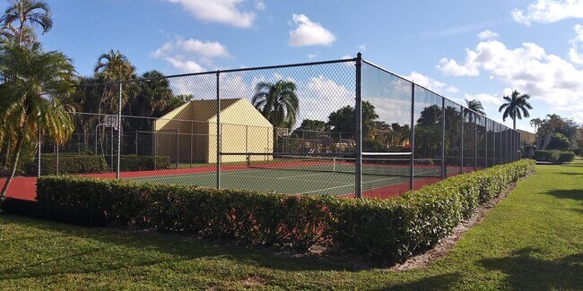 Building Photo - 5327 Tennis Ln