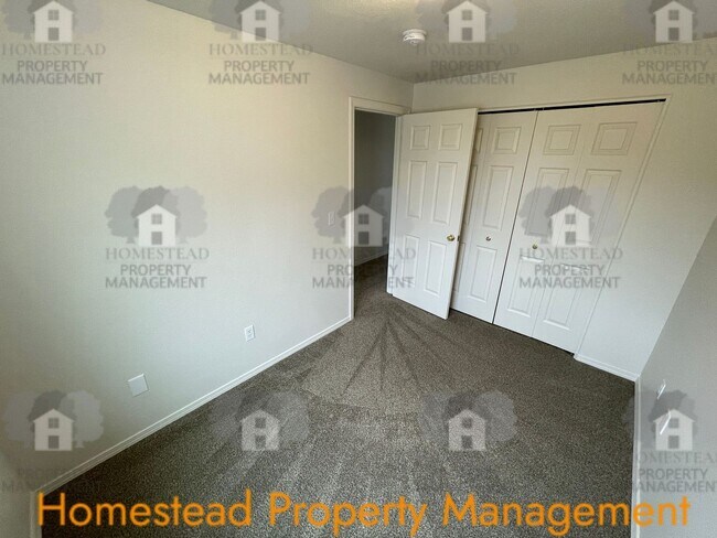 Building Photo - 166