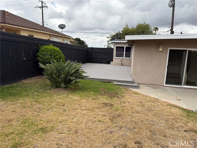 Building Photo - 3082 Thurin Ave