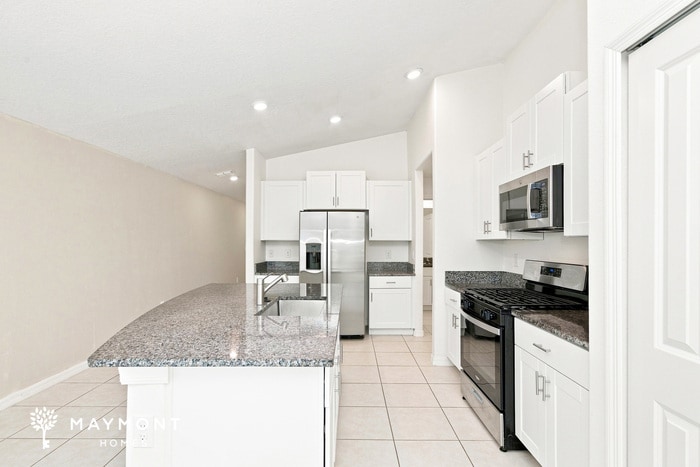 Building Photo - 4030 84th Ct E