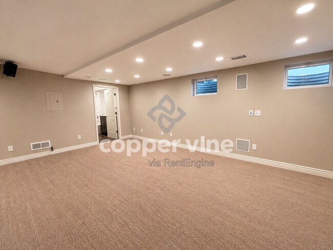 Building Photo - 4249 W 110th Pl
