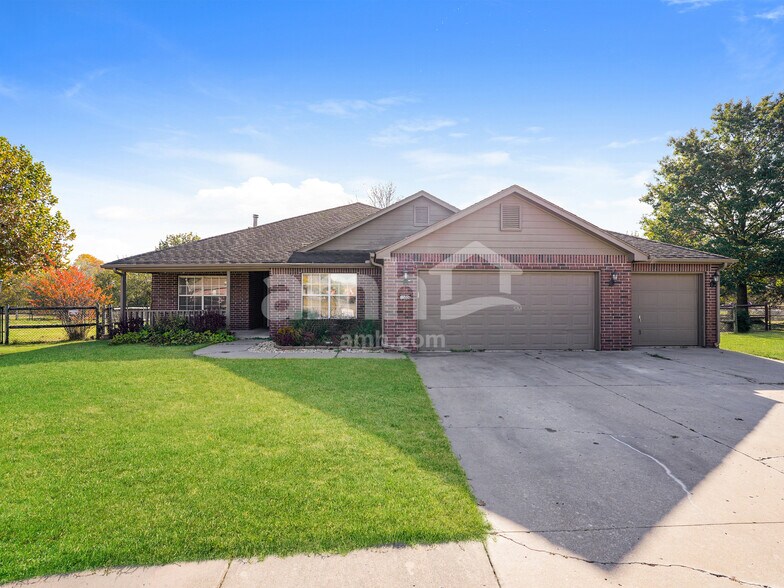 Building Photo - 15006 E 87th Pl N