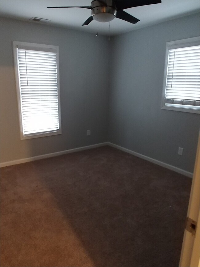 Building Photo - Amazing  Newly Renovated Three Bedroom Home off Zorn Avenue