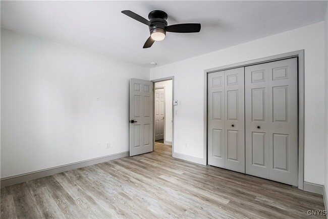 Building Photo - 57 Beechwood Rd