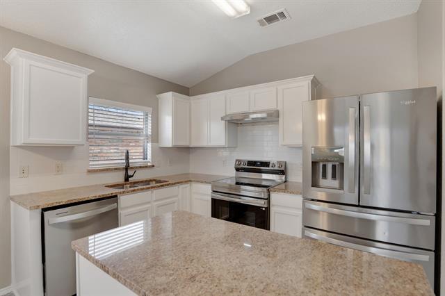 Building Photo - 2305 Tisbury Way