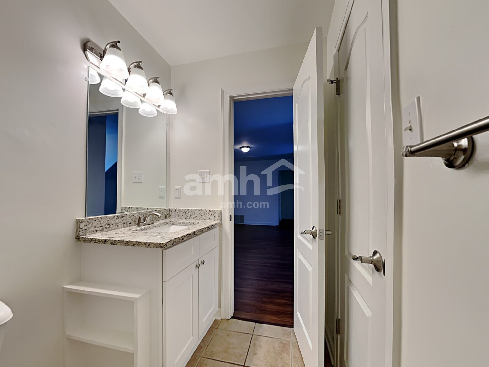 Building Photo - 7501 Mary Dr