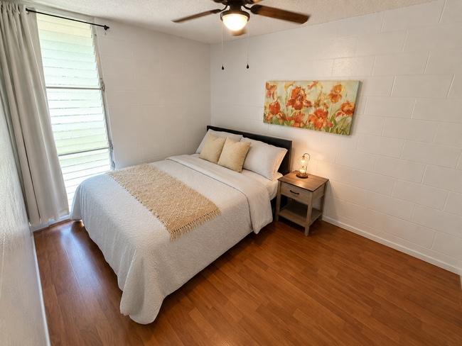 Building Photo - 95-227-227 Waikalani Dr