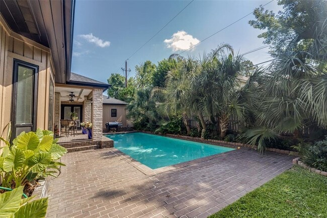 Building Photo - 14132 Bluebird Ln