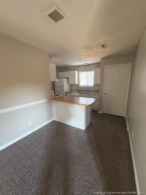 Building Photo - 833 Applewood Ln