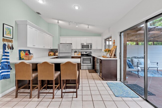 Building Photo - 15139 SW 92nd Terrace