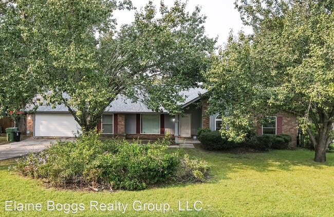 Building Photo - 3 br, 2 bath House - 302 Quail Run Drive