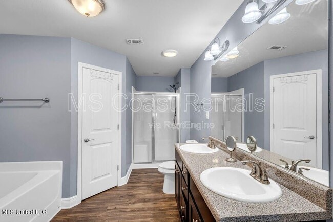 Building Photo - 18020 Canal Landing Dr