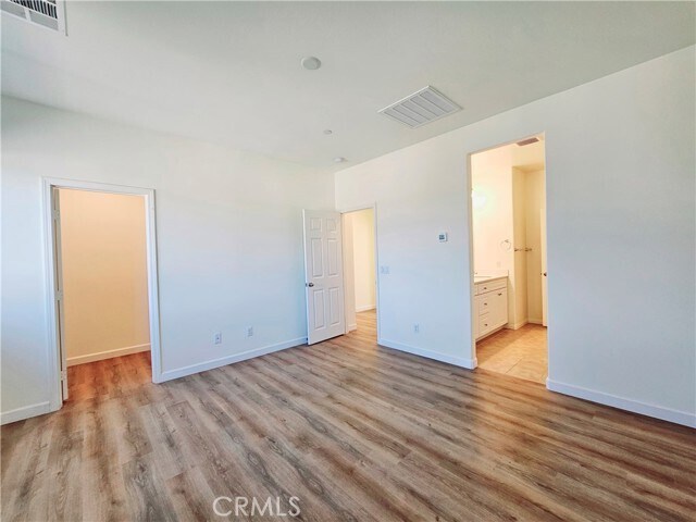 Building Photo - 2892 Cedar Ln