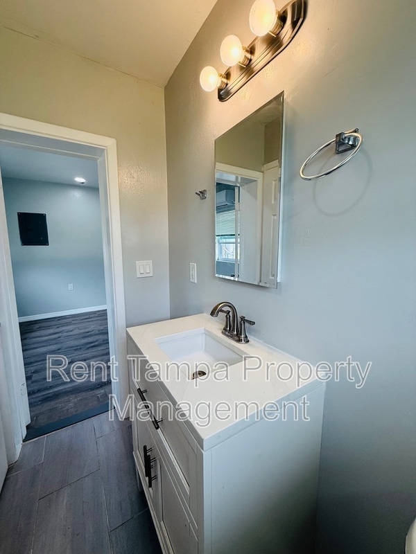 Building Photo - Neptune Drive - 1146