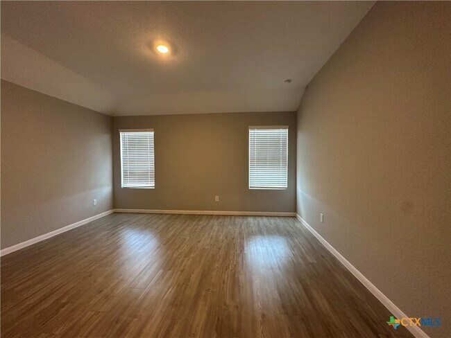 Building Photo - 341 Cordova Xing