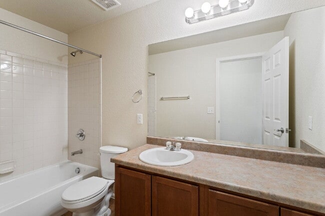 Building Photo - 5105 Hawks Crest Point