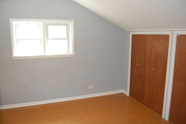 Building Photo - 430 S Monterey Ave