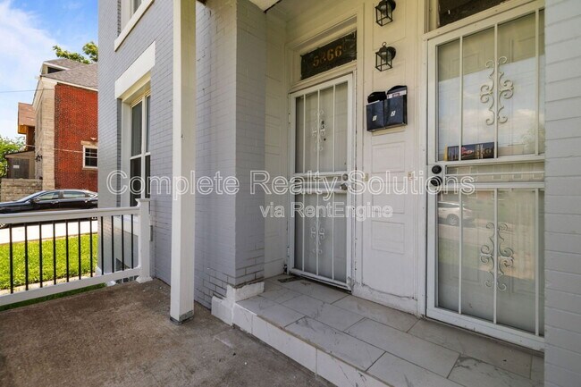 Building Photo - 5866 Etzel Ave