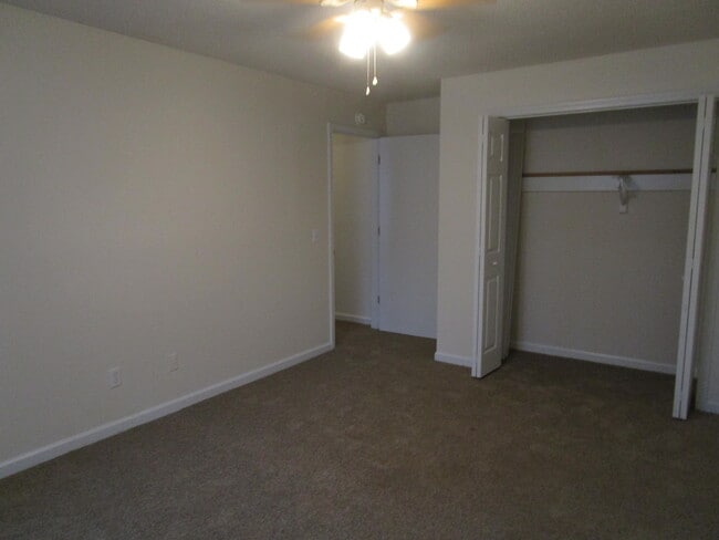 Building Photo - 25 Cuttino Rd