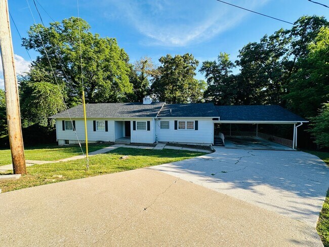 Building Photo - 109 Norris Ln