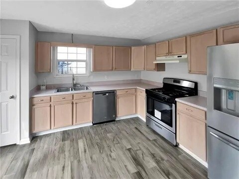 Building Photo - 2473 Meadow Springs Dr