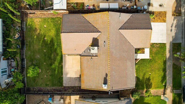 Building Photo - 1185 Partridge Dr