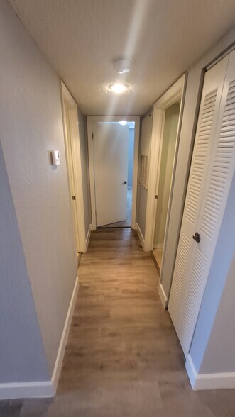 Building Photo - 5140 Conroy Rd