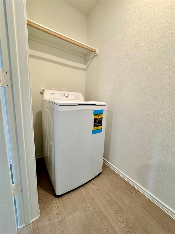 Building Photo - 554 Sormonne Lp