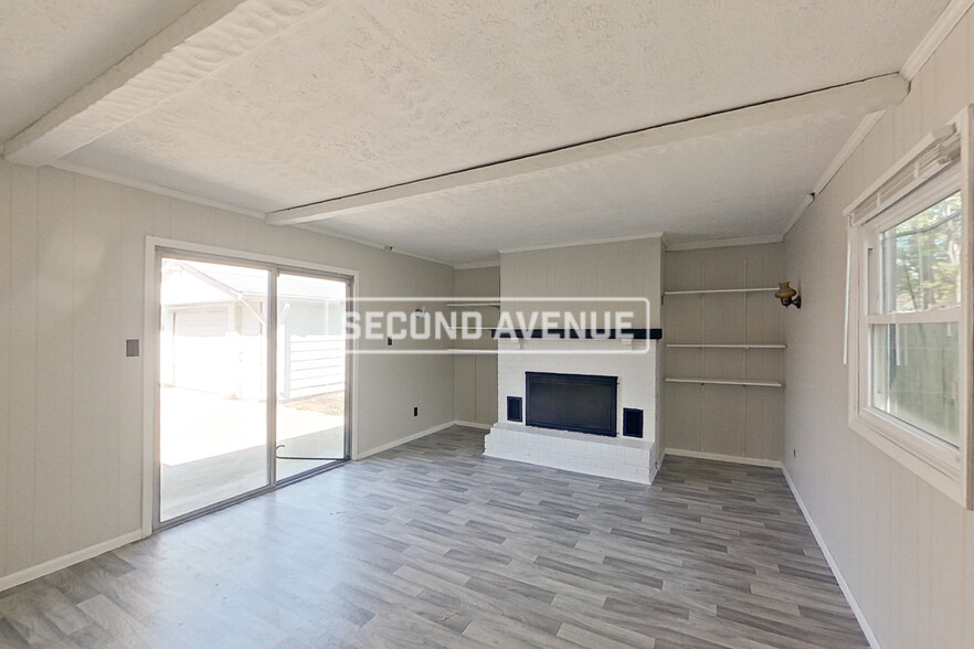 Building Photo - 2313 Magnolia Pl