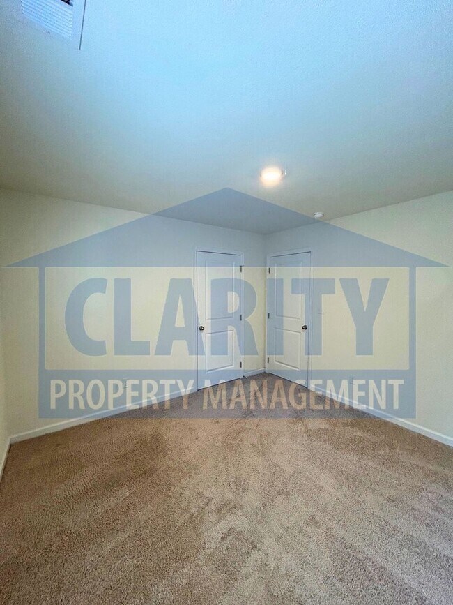 Building Photo - Beautiful 3 bedroom home in new North Cleveland neighborhood!