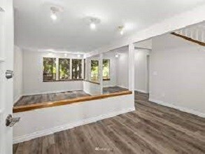 Building Photo - 18908 108th Ave NE