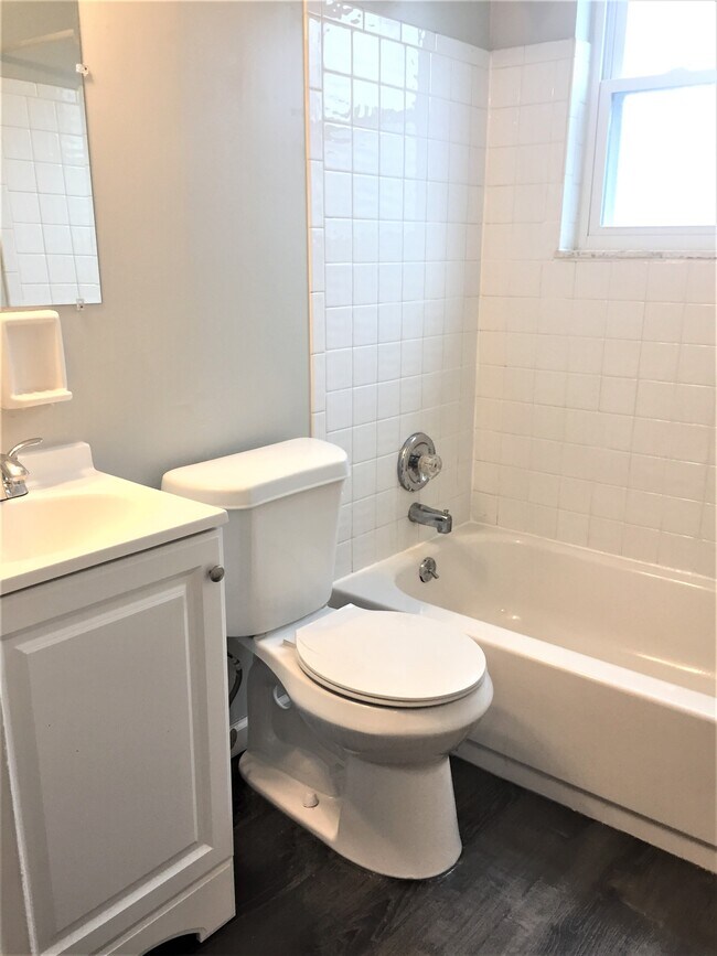 Bathroom - 1 & 2 Bedrooms at Clearwater Apartments – Comfort & Convenience in Reading!