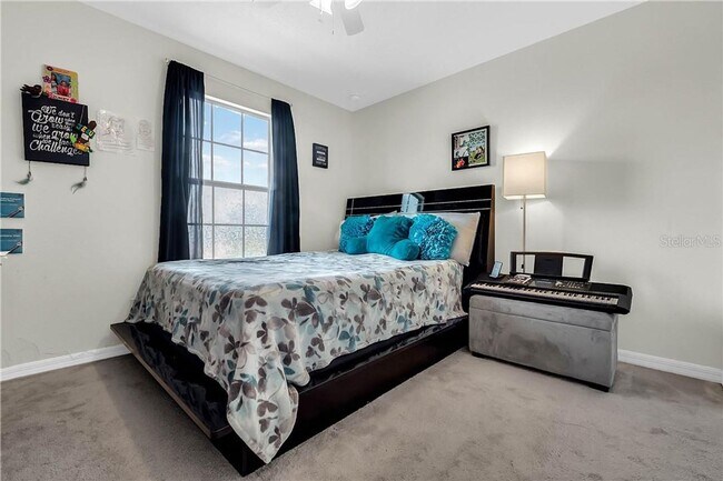 Building Photo - MOVE IN SPECIAL!!! Half A  MONTHS RENT!!!!...