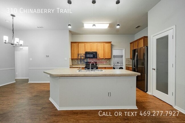 Building Photo - 310 Chinaberry Trail