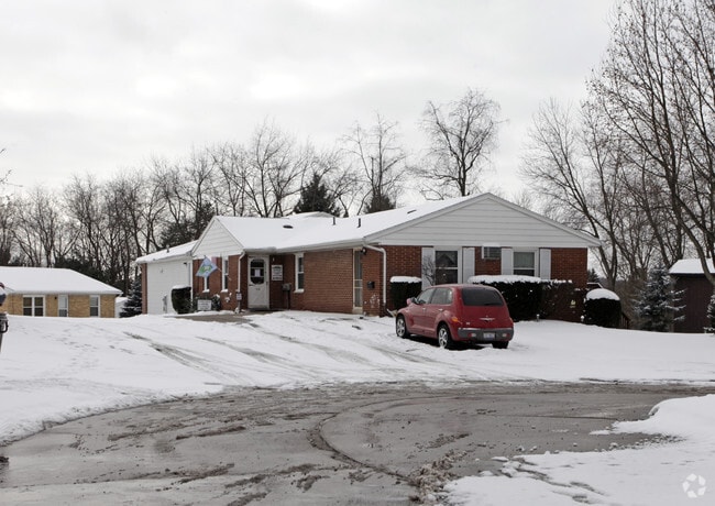 Building Photo - Barber Knolls Community