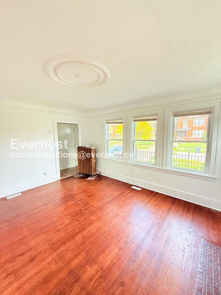 Building Photo - 2651 Calvert Ave