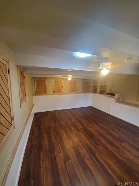Building Photo - 421 Hillway Dr