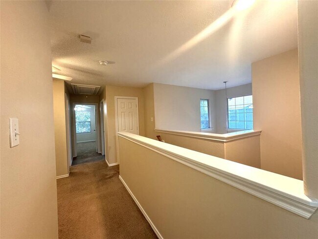Building Photo - 75 Summer Haze Cir