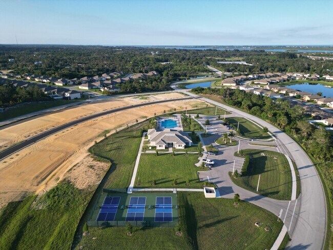 Building Photo - 6580 Canterbridge Dr